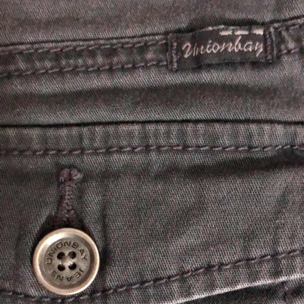 Union Bay Hip Hugging Shorts Size 5 Dark Grey - Picture 3 of 4